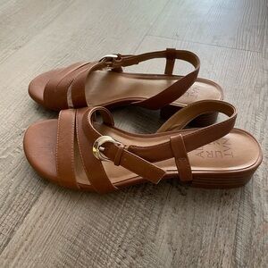 Naturalizer Tan Leather Strappy Sandals